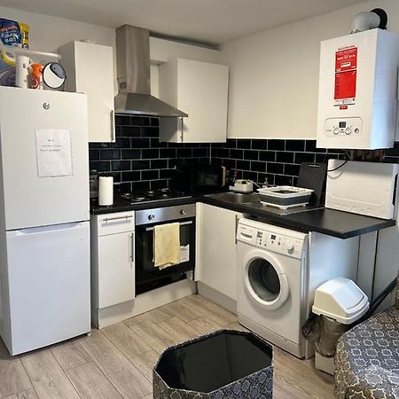 Beautiful Hoe Street First Floor One Bedroom Apartment B Walthamstow Londen Buitenkant foto